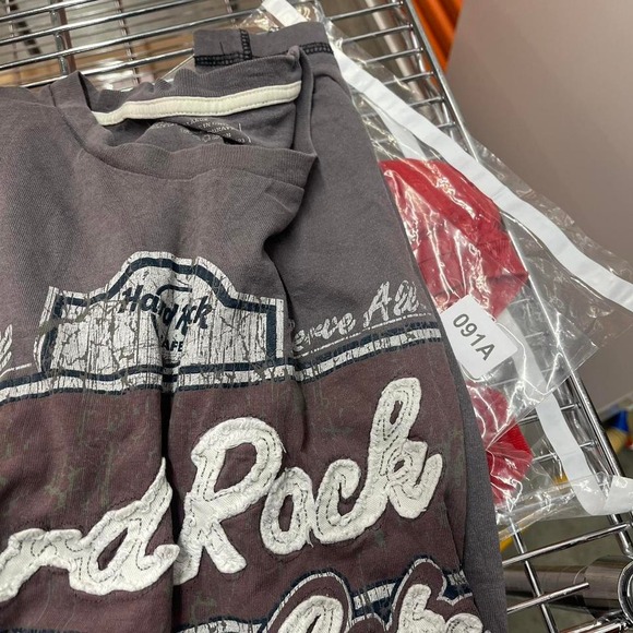 Hard Rock Cafe Men's Grey Short Sleeve Graphic Shirt Size XL - Picture 6 of 6